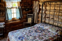 Bluff-Fort-Cabin-Bed